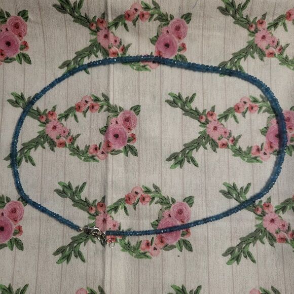 Malgache Neon Apatite Seed Beaded Sterling Silver Necklace - Picture 4 of 6